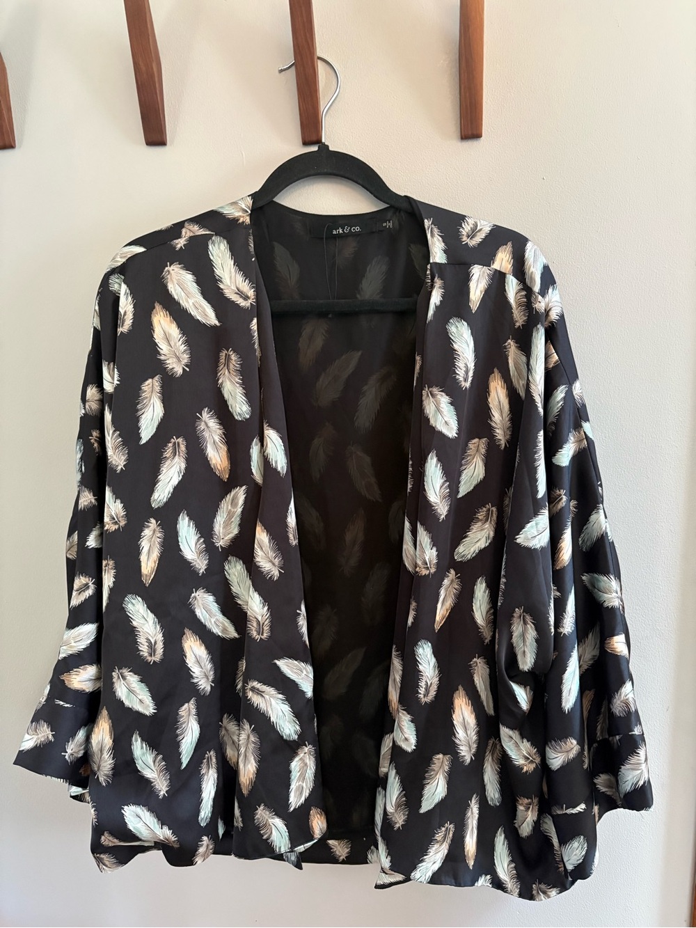 Ark & Co Black Open Feather-Print Cardigan